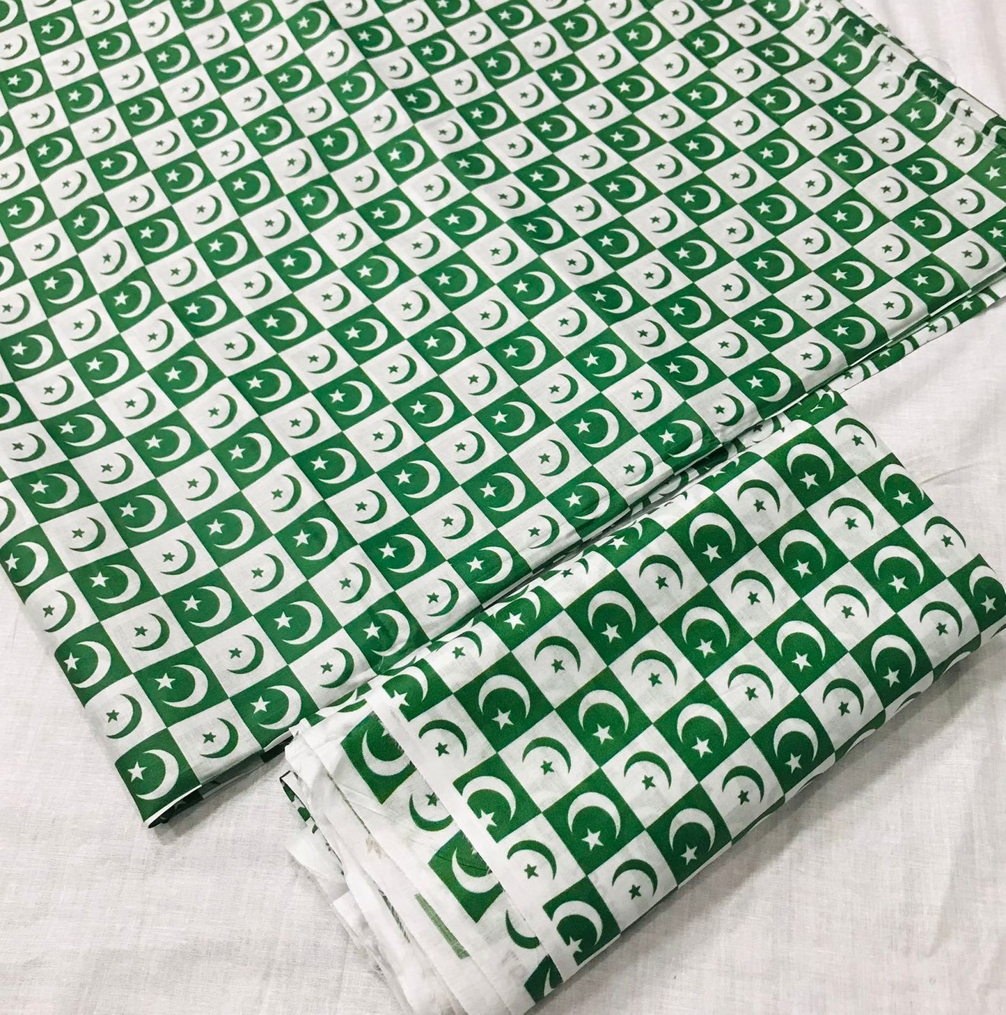 Celebrate the spirit of freedom with the BinSaeed 14th August Special Collection! 🇵🇰