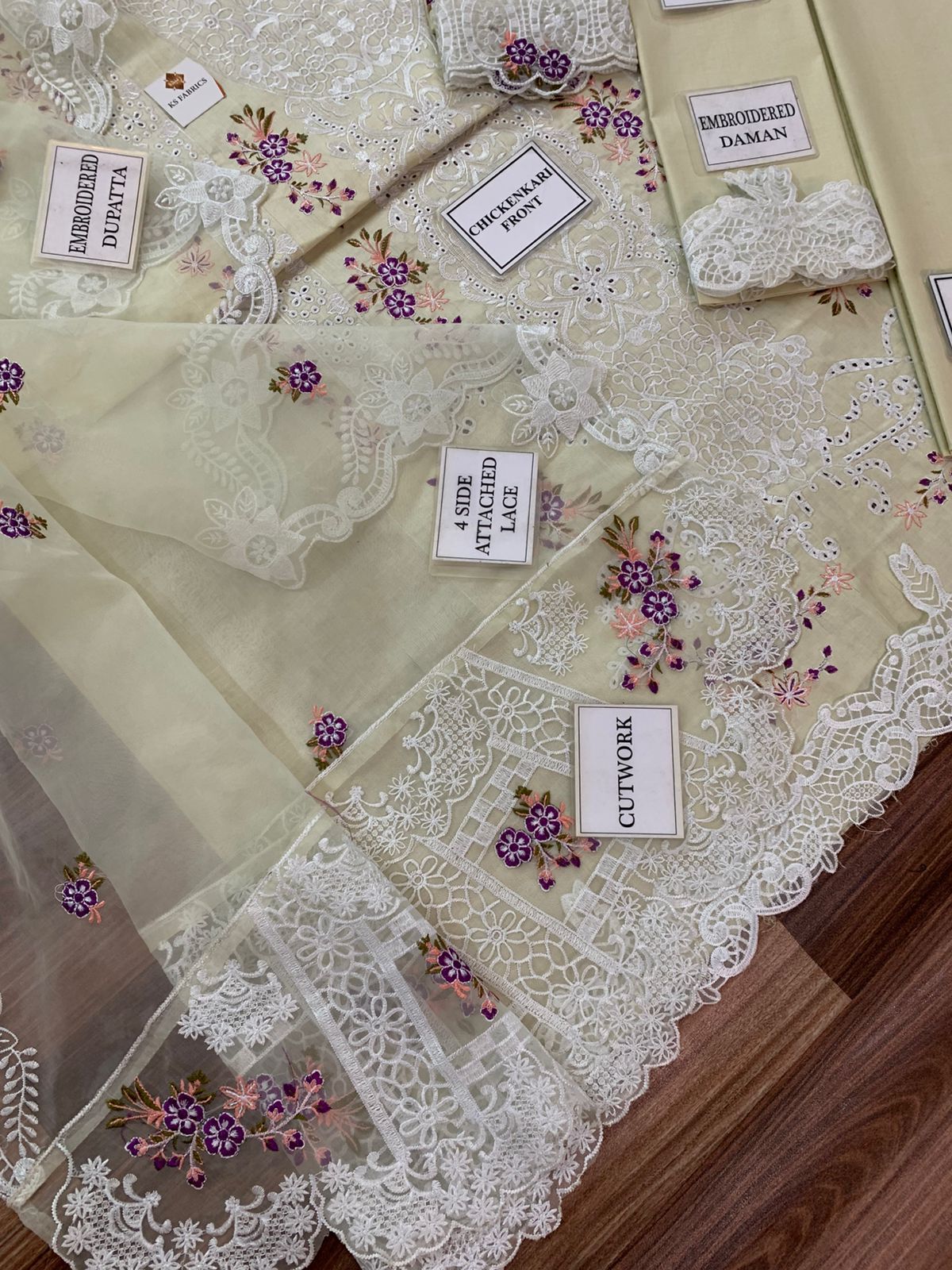 Lawn - Elaf Premium - Luxury Lawn 25 - ELM#1B - Sanaa