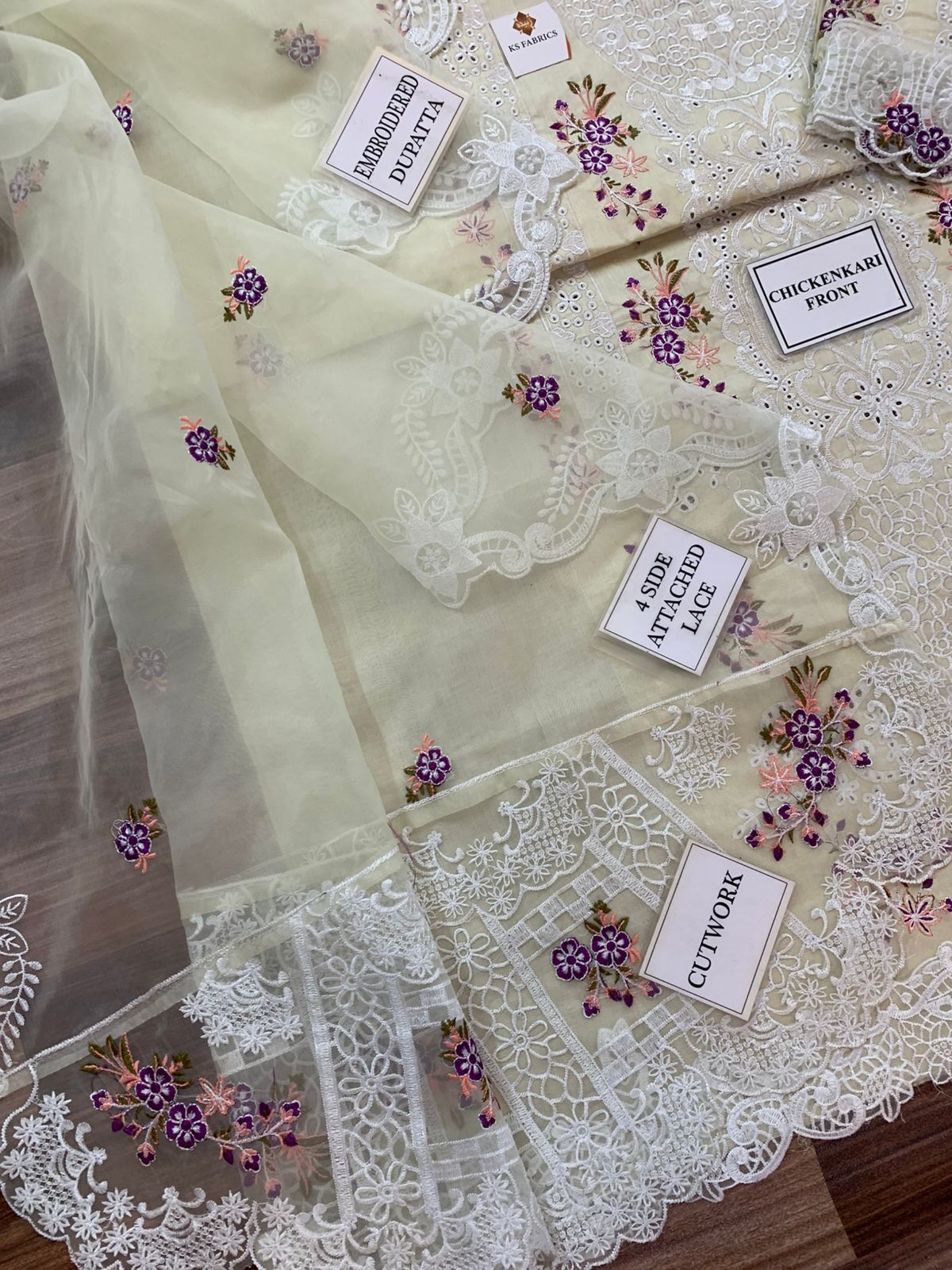 Lawn - Elaf Premium - Luxury Lawn 25 - ELM#1B - Sanaa