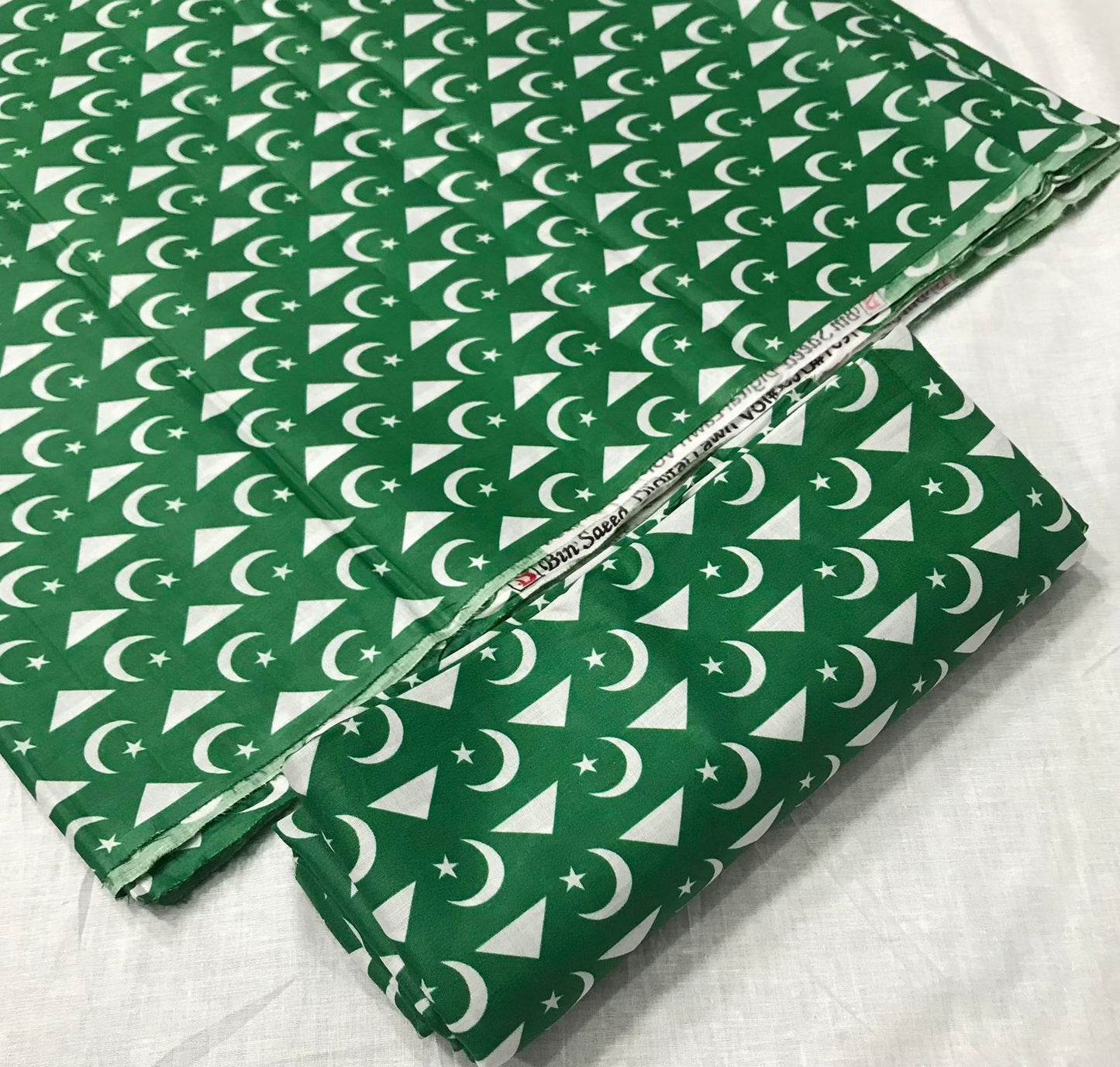 Celebrate the spirit of freedom with the BinSaeed 14th August Special Collection! 🇵🇰